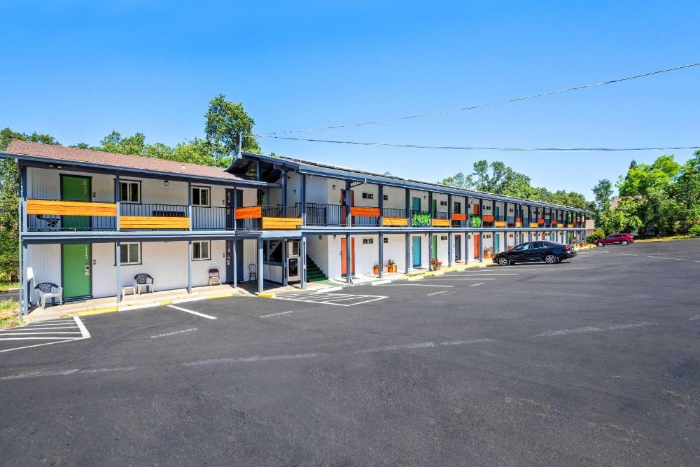 Quality Inn & Suites Jackson